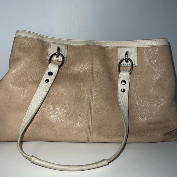 COACH Pebbled Penelope Leather Satchel Bag/Purse B-1282-F-19044 - Picture 5 of 10